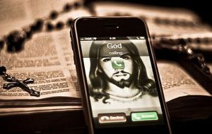iphone-god-calling